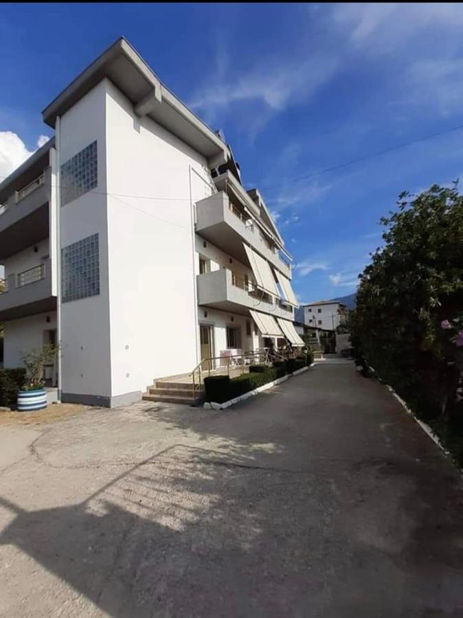 Apartmet Dritan Belulaj Apartment Орикум Екстериор снимка