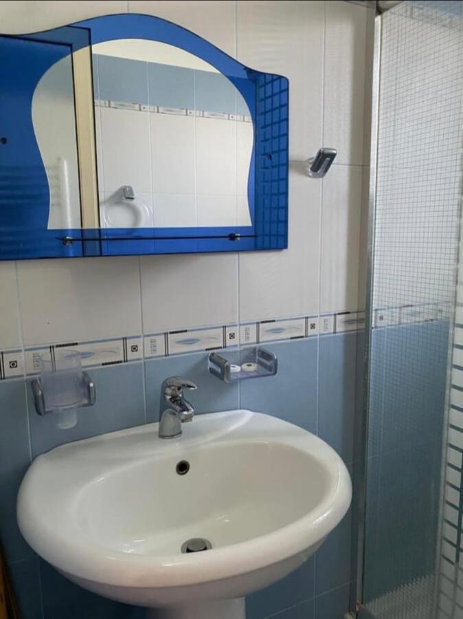 Apartmet Dritan Belulaj Apartment Орикум Екстериор снимка