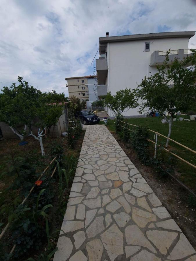 Apartmet Dritan Belulaj Apartment Орикум Екстериор снимка